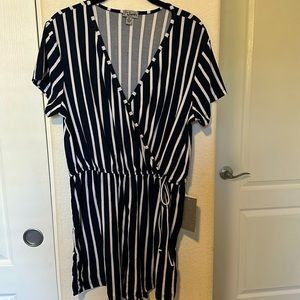 NWT Navy Blue shorts romper XL